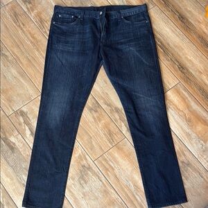 Men's Dark Blue Jeans